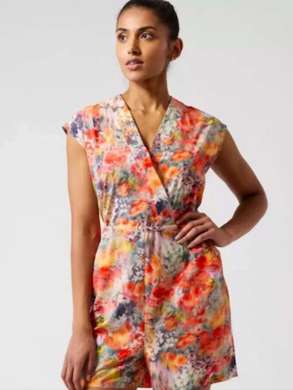 Athleta Marlow Floral Romper Large Tie Waist V Neck Cap Sleeve